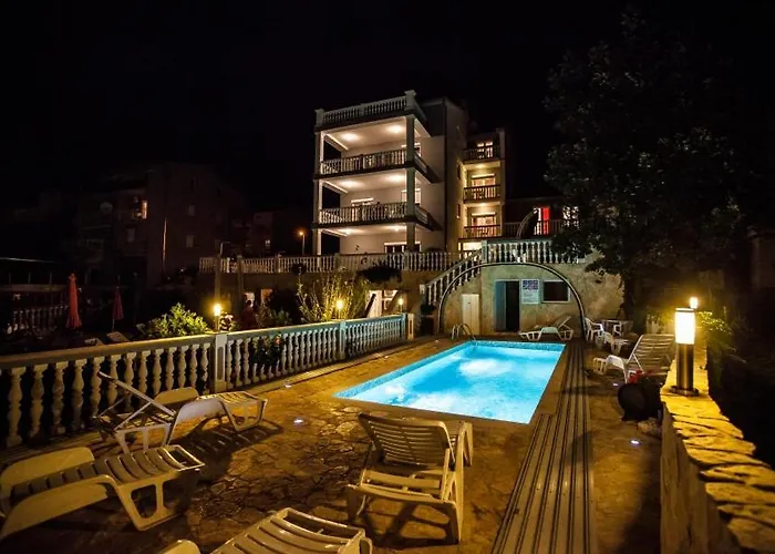 Apartment In With Sea View, Balcony, Air Conditioning, Wifi 3492-1