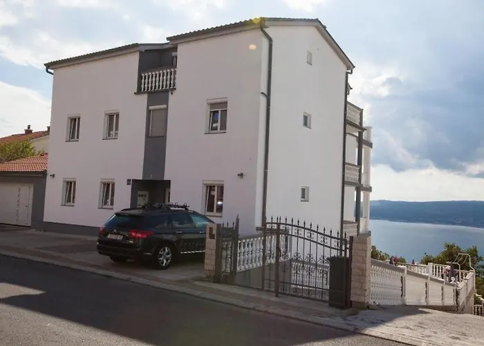 Apartment In With Sea View, Balcony, Air Conditioning, Wifi 3492-1 *