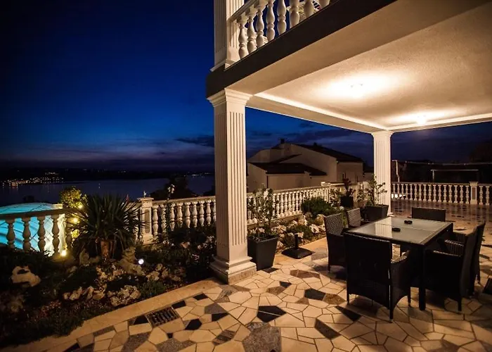 In With Sea View, Balcony, Air Conditioning, Wifi 3492-1 *