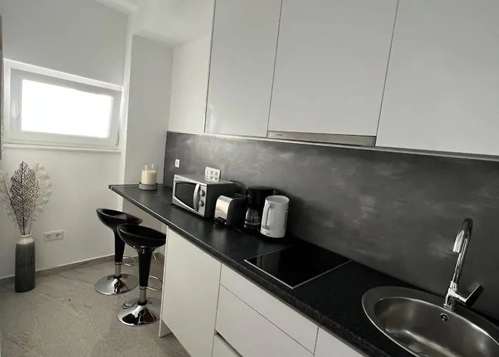 In With Sea View, Balcony, Air Conditioning, Wifi 3492-1 * Crikvenica